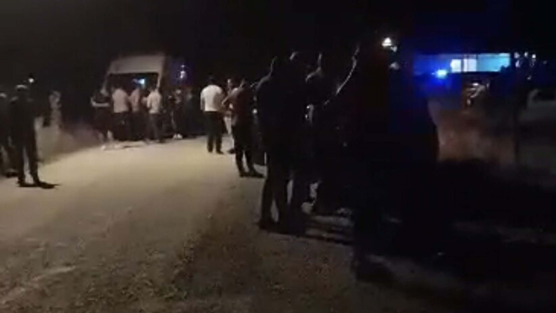 Manisa'da boşandıktan sonra babasının yanına dönen genç kadın bıçaklanarak öldürüldü
