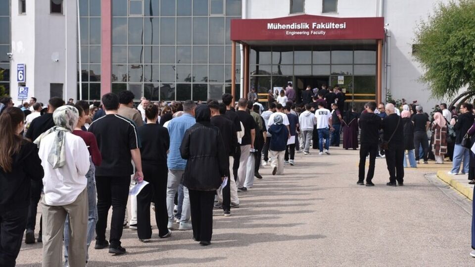 YKS'de ikinci gün heyecanı: AYT ve YDT sona erdi