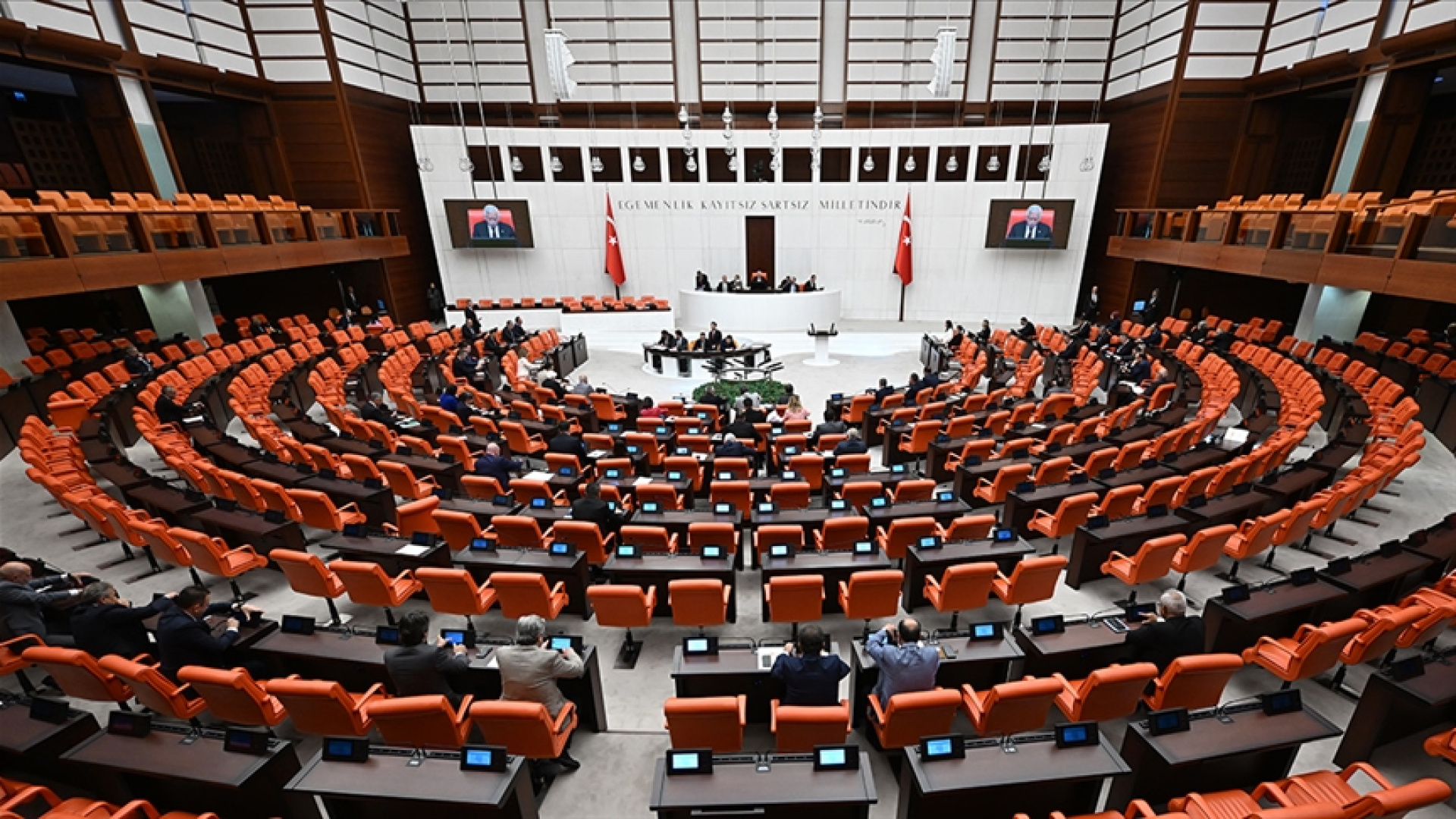 TBMM 2026 yaz tatili ertelendi: Meclis ne zaman kapanacak?