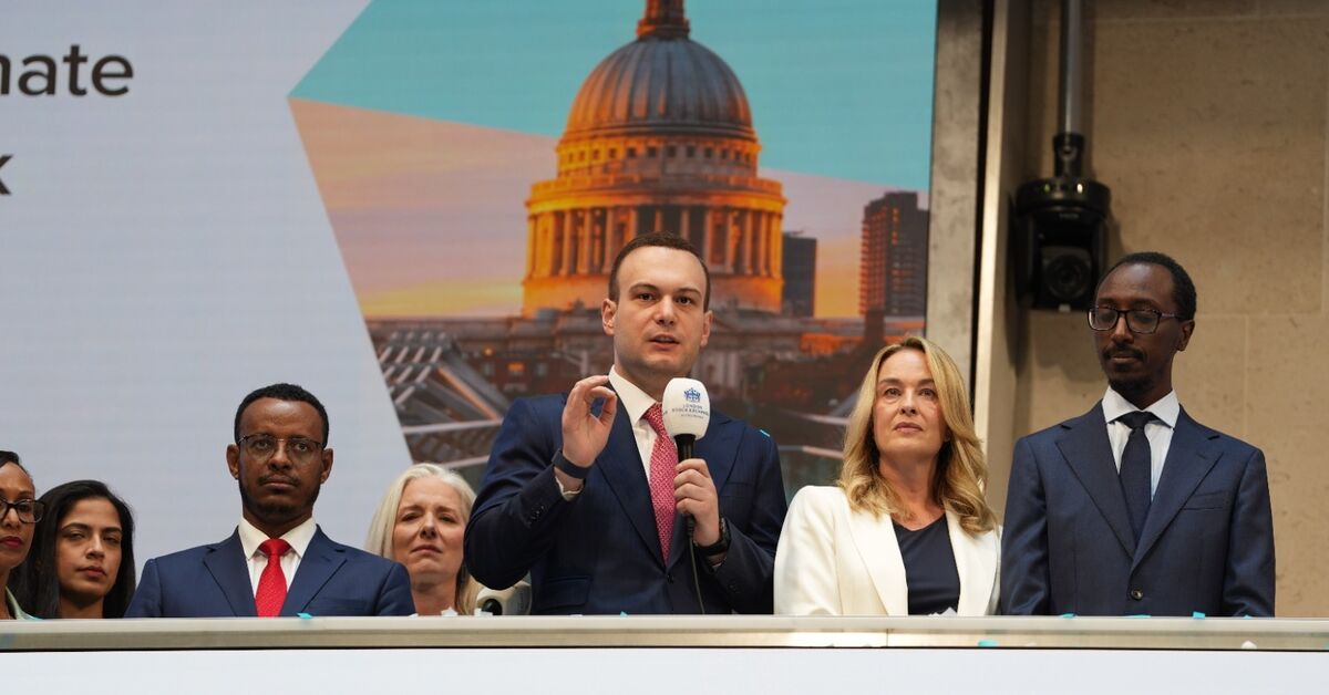 Samed Ağırbaş, Londra Borsası'nda iklim eylemi için gong çaldı