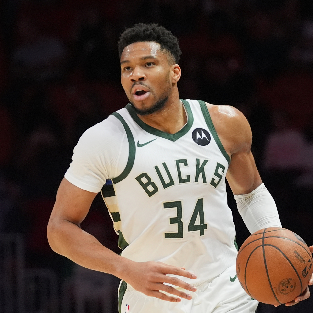 Antetokounmpo Miami Heat'te takasla!