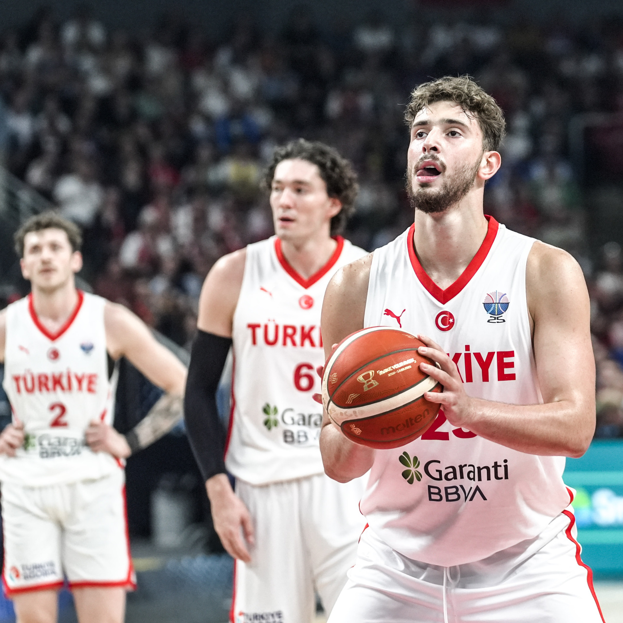 12 Dev Adam güç sıralamasında lider!