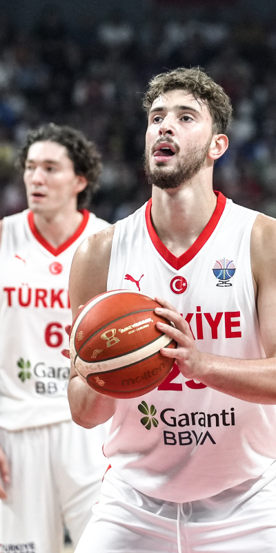 12 Dev Adam güç sıralamasında lider!