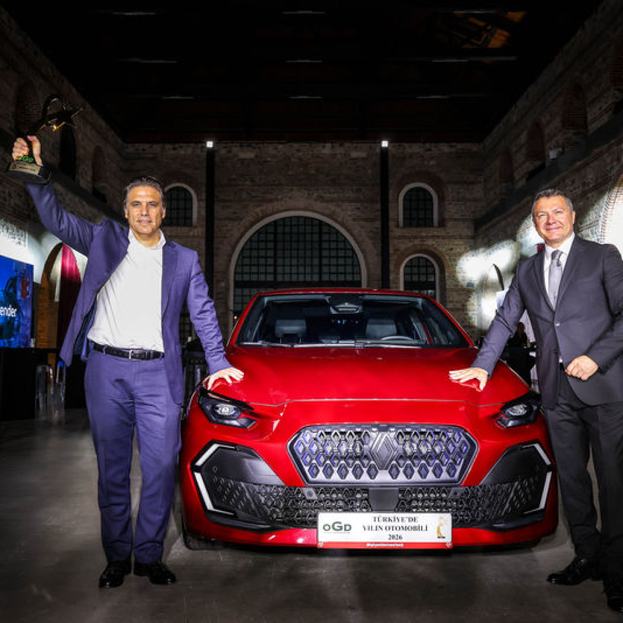"Türkiye'de Yılın Otomobili" yarışmasını Clio kazandı