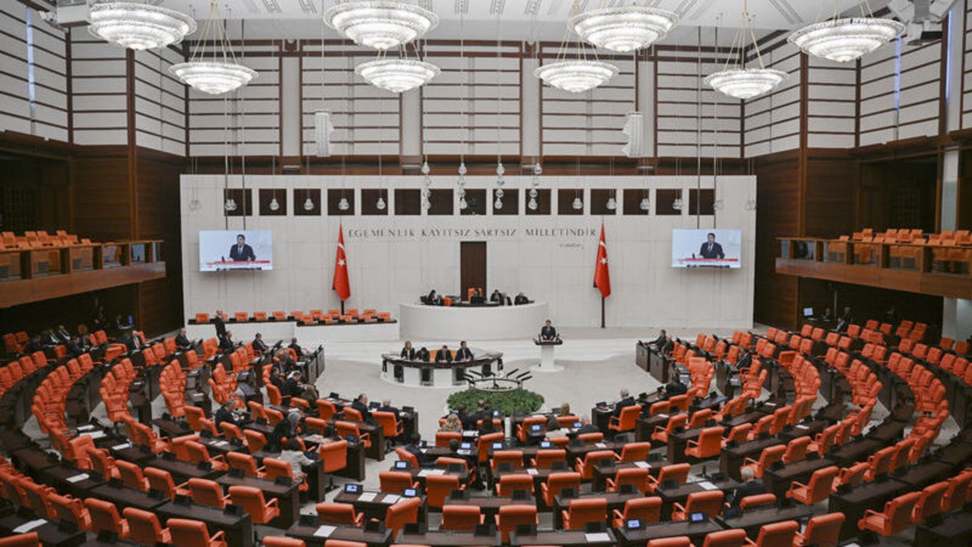 Emniyet ve basına dair düzenlemede 3 madde daha kabul edildi