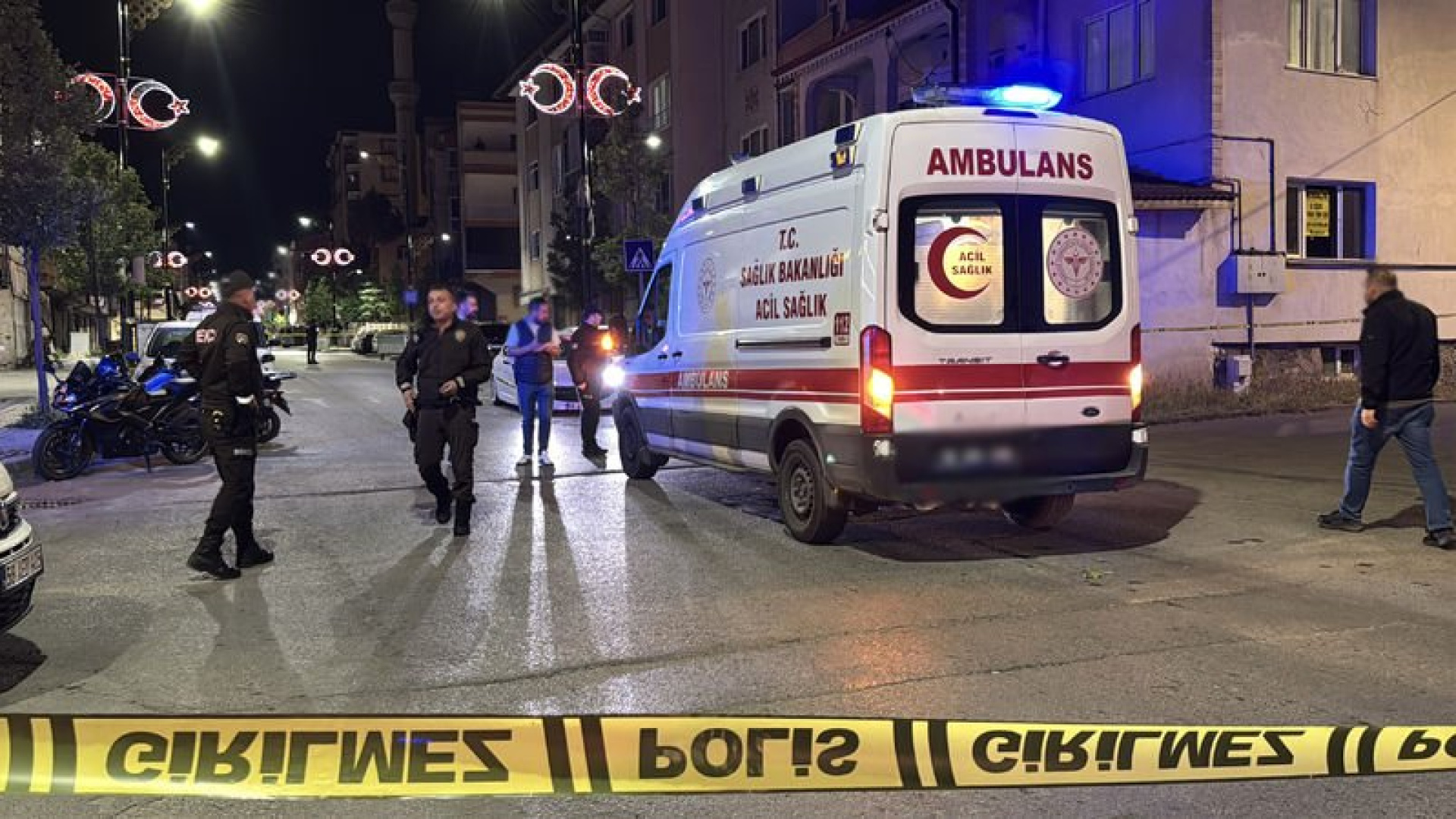 Sivas'ta bıçaklı kavga: 4 yaralı, 1'i ağır