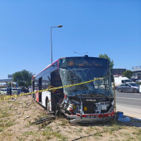 Hastaneden birliğine dönerken kaldırımda otobüs çarptı!