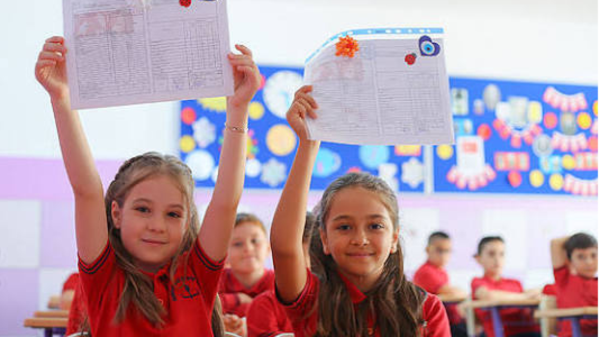 2026 Karne Günü ve Saati: Okullar 26 Haziran'da Kapanıyor, Karneler Saat Kaçta Verilecek?