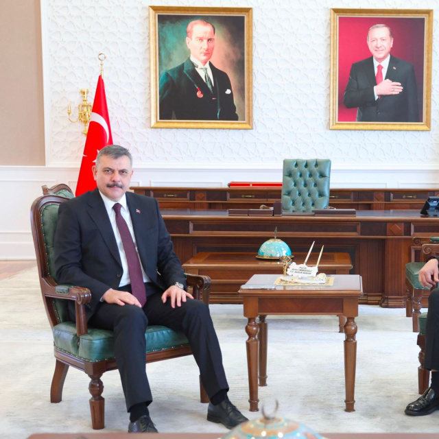 Bakan Çiftçi, Bakan Memişoğlu ile görüştü