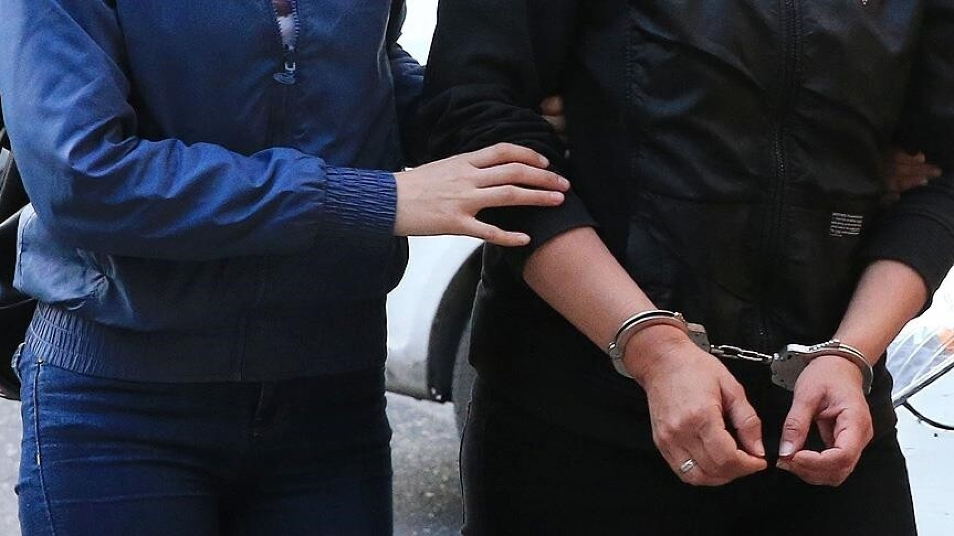 Manavgat'ta canlı yayında terör propagandası yapan 2 şüpheli tutuklandı