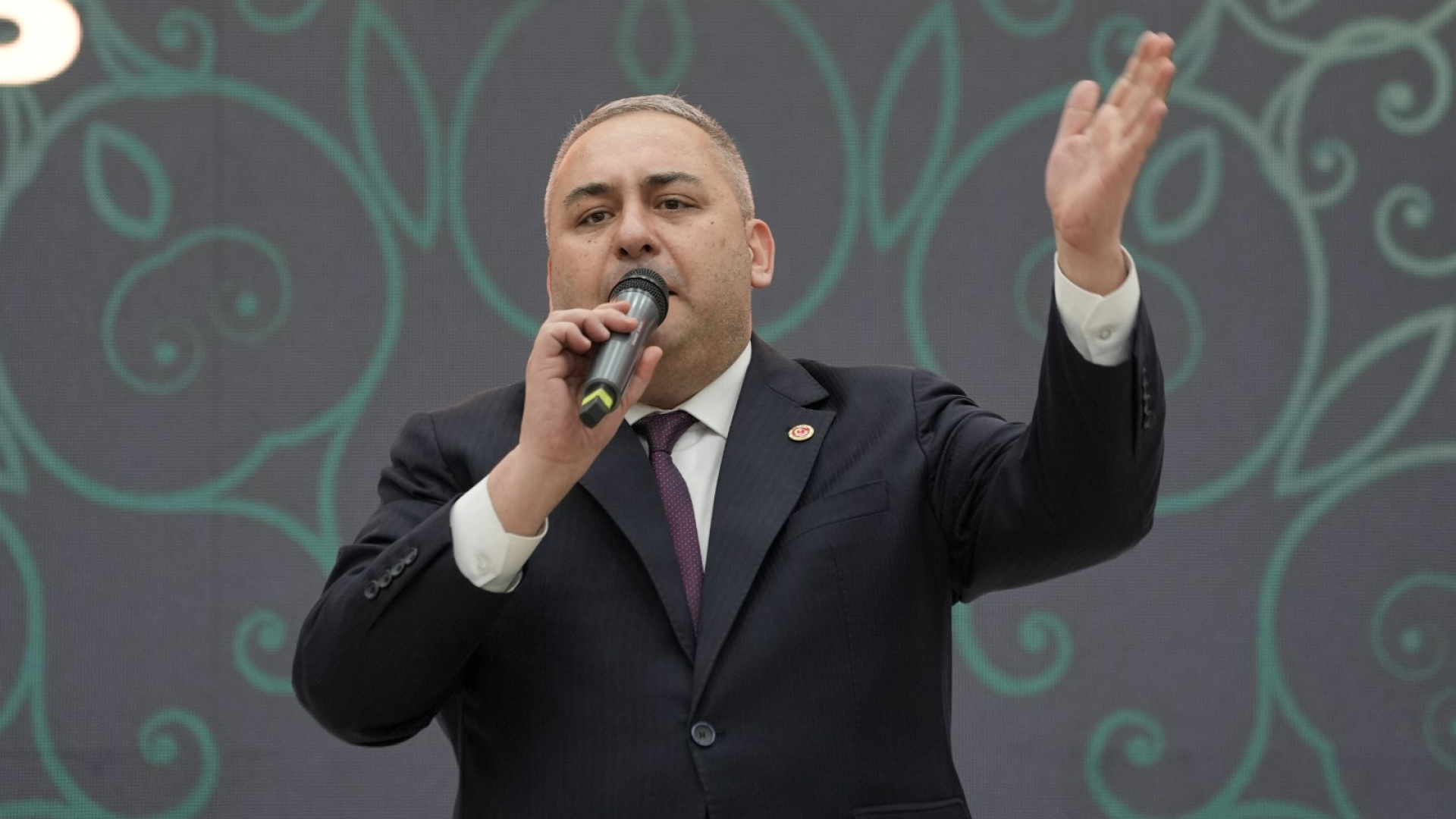 Keçiören ve Nevşehir Belediye Başkanları AK Parti'ye Katılıyor
