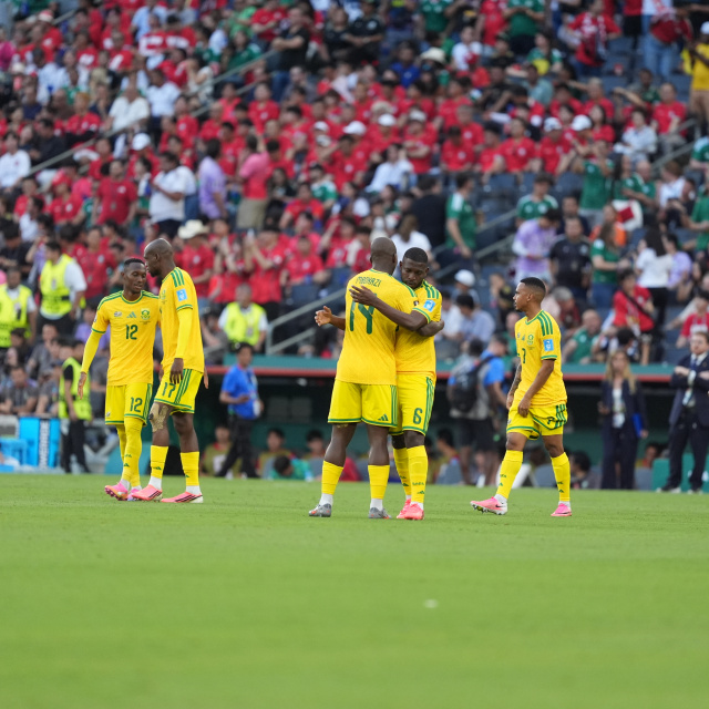Güney Afrika'dan tarihi başarı!