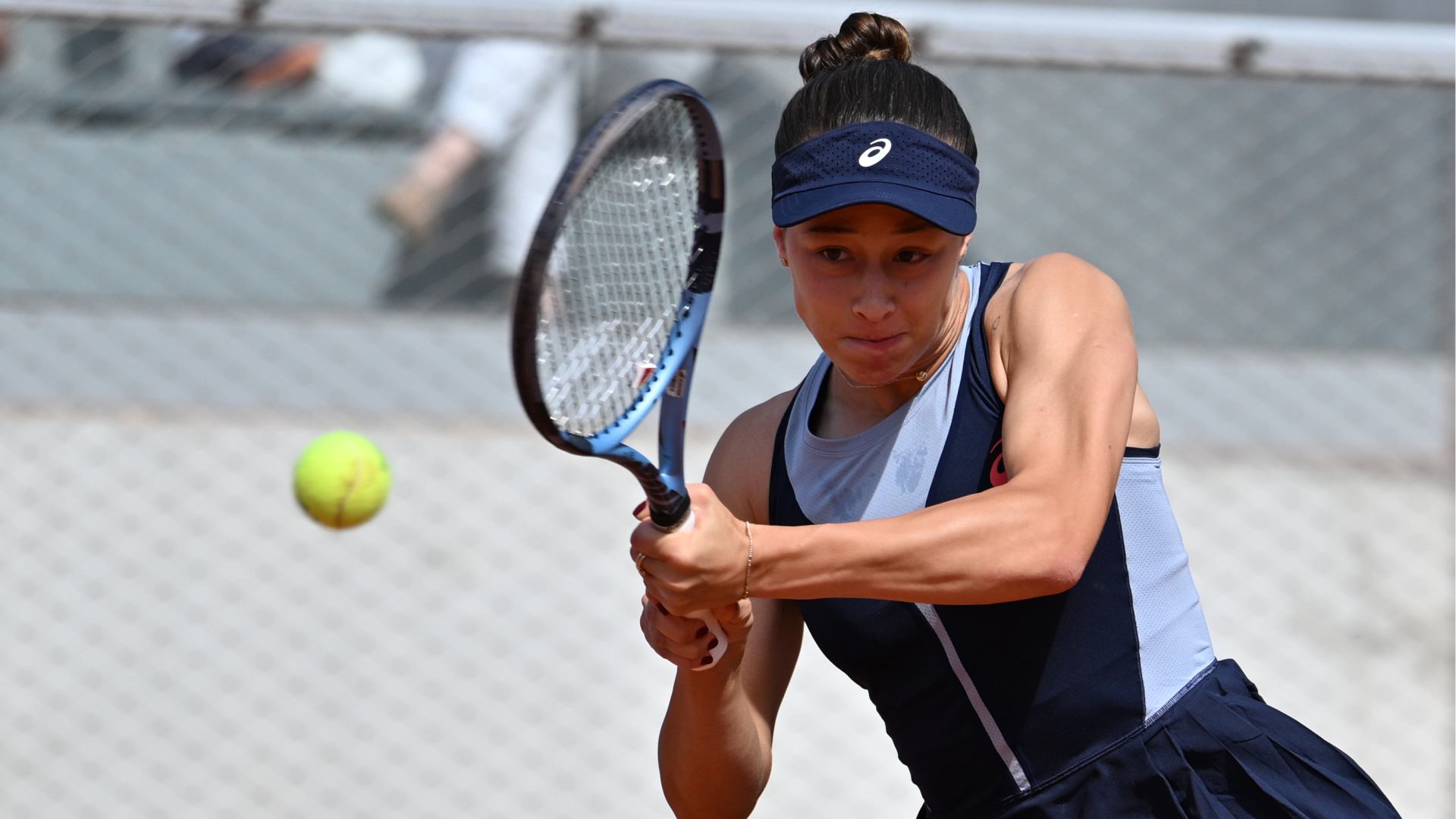 Zeynep Sönmez, Eastbourne Açık Çeyrek Finalinde Ostapenko'ya Elendi