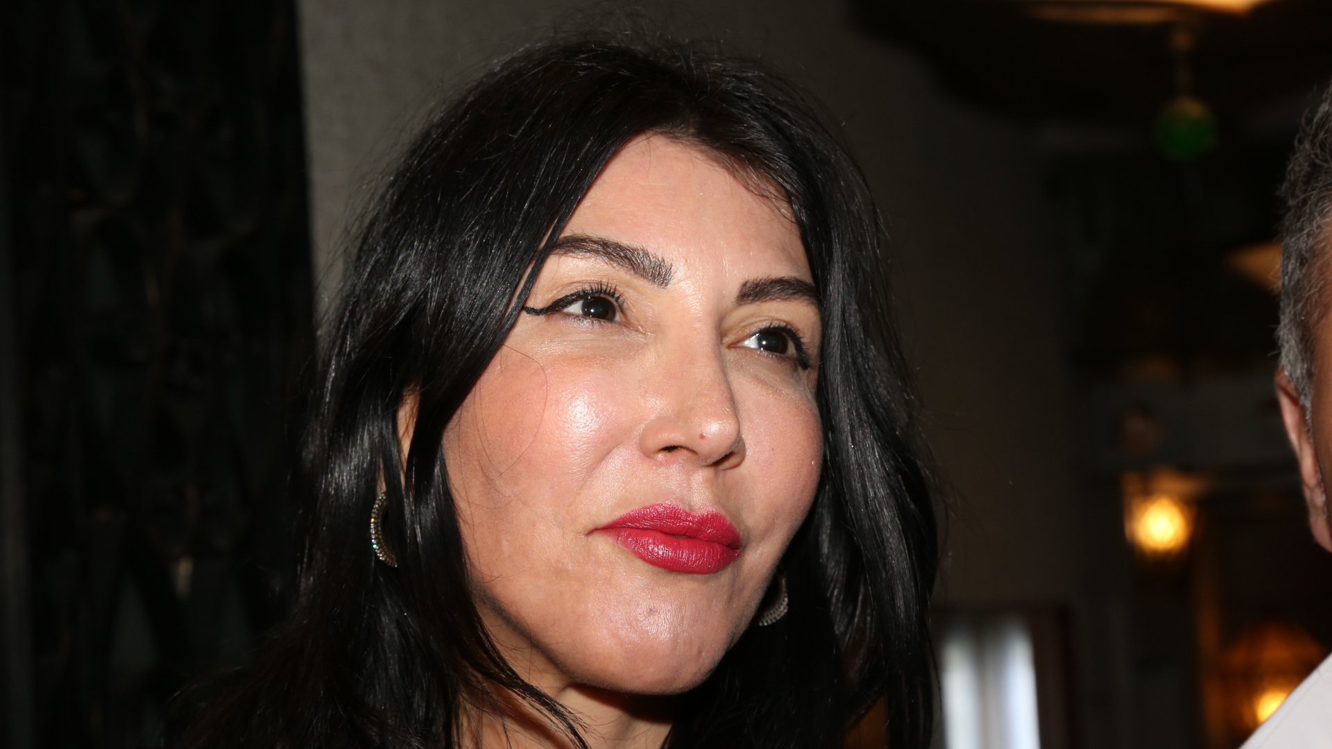 Hande Yener'den sağlık iddialarına yalanlama: Lütfen ciddiye almayın