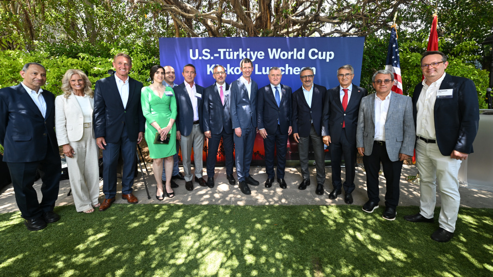 Türkiye-ABD maçı öncesinde davet düzenlendi!
