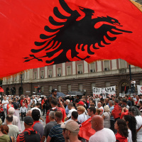 Arnavutluk'ta protestolar sürüyor!
