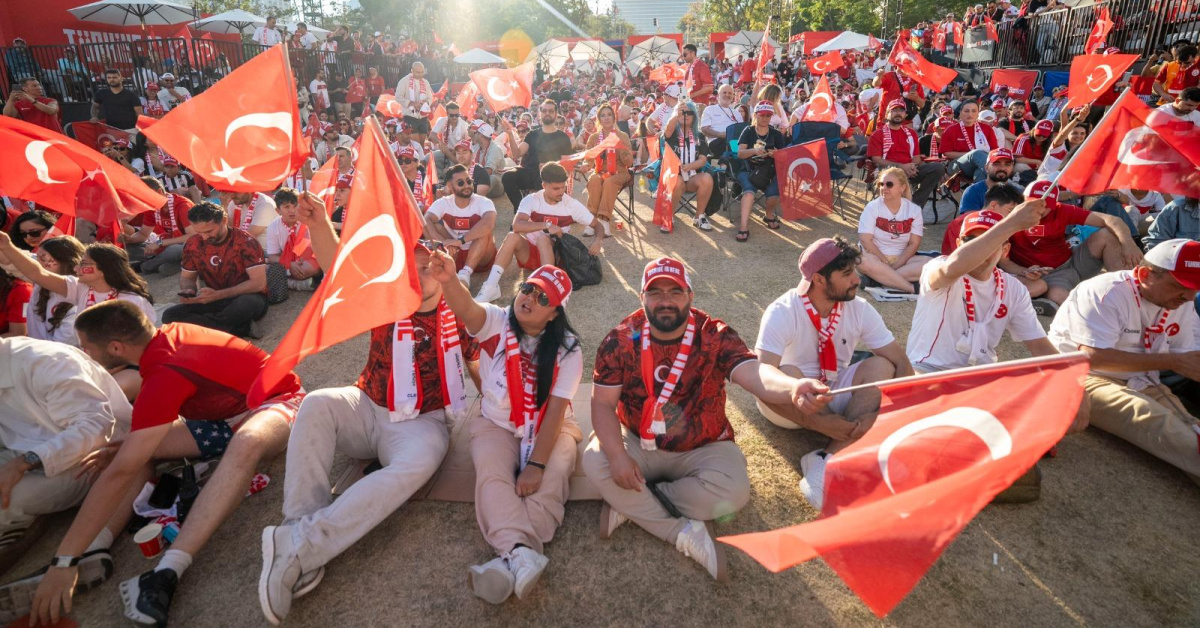 Los Angeles'ta Türkiye rüzgarı zafer coşkusuyla taçlandı