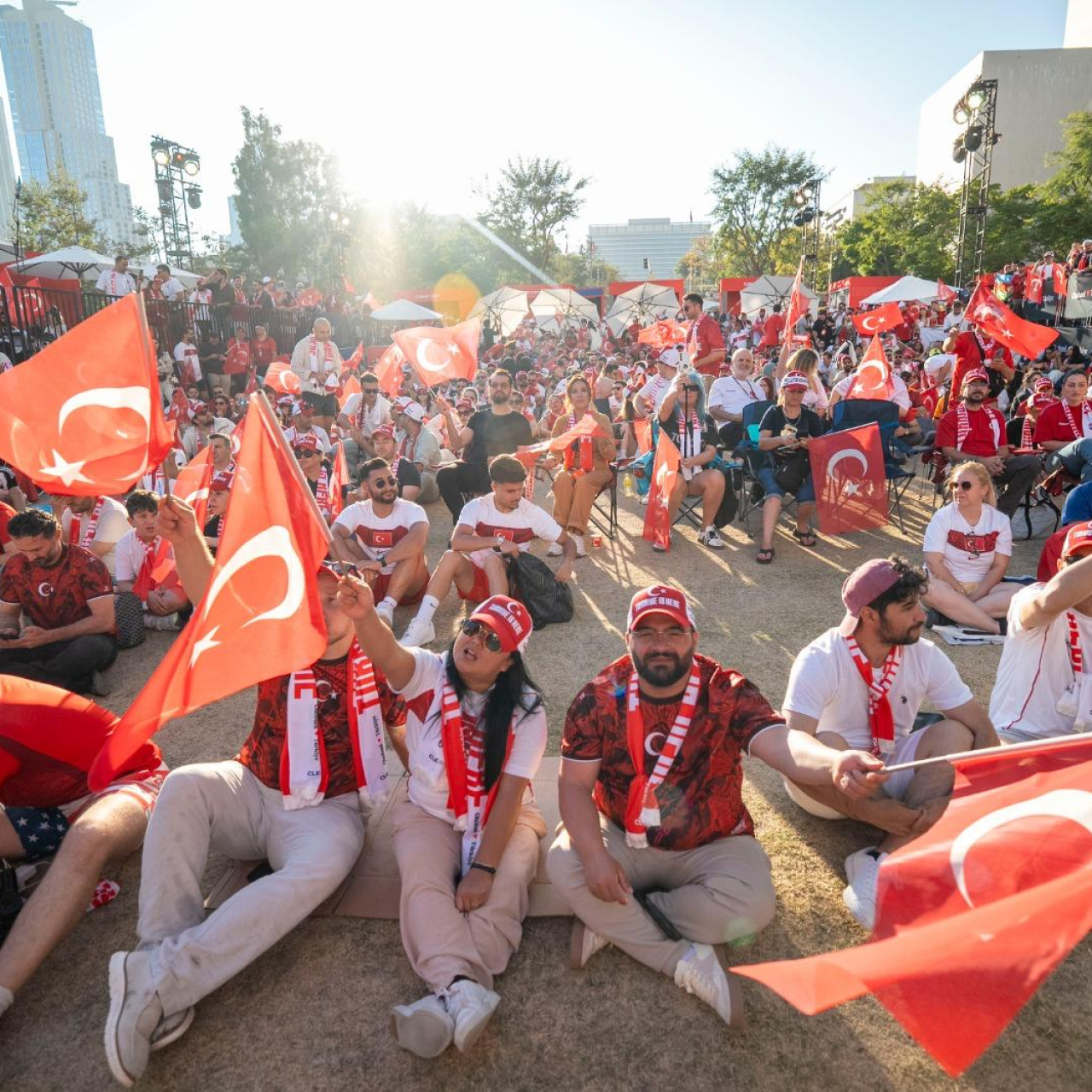 Los Angeles'ta Türkiye rüzgarı zafer coşkusuyla taçlandı