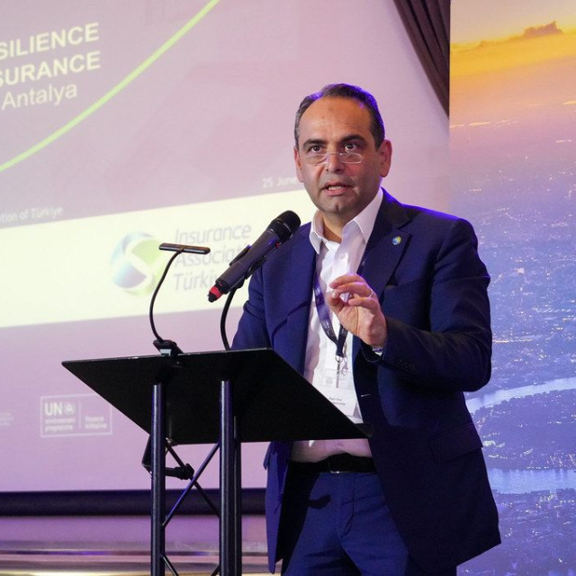 TSB, Londra'daki zirvede yerini aldı