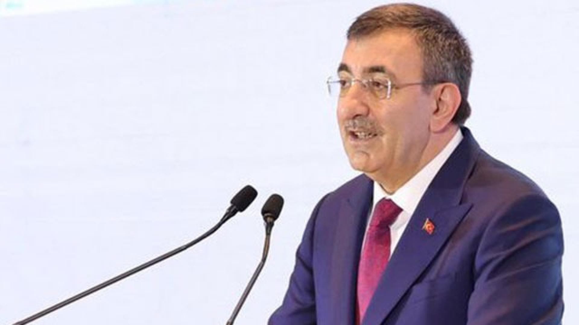 Cumhurbaşkanı Yardımcısı Yılmaz: Yeni anayasa çalışmalarında 20'den fazla toplantı yapıldı