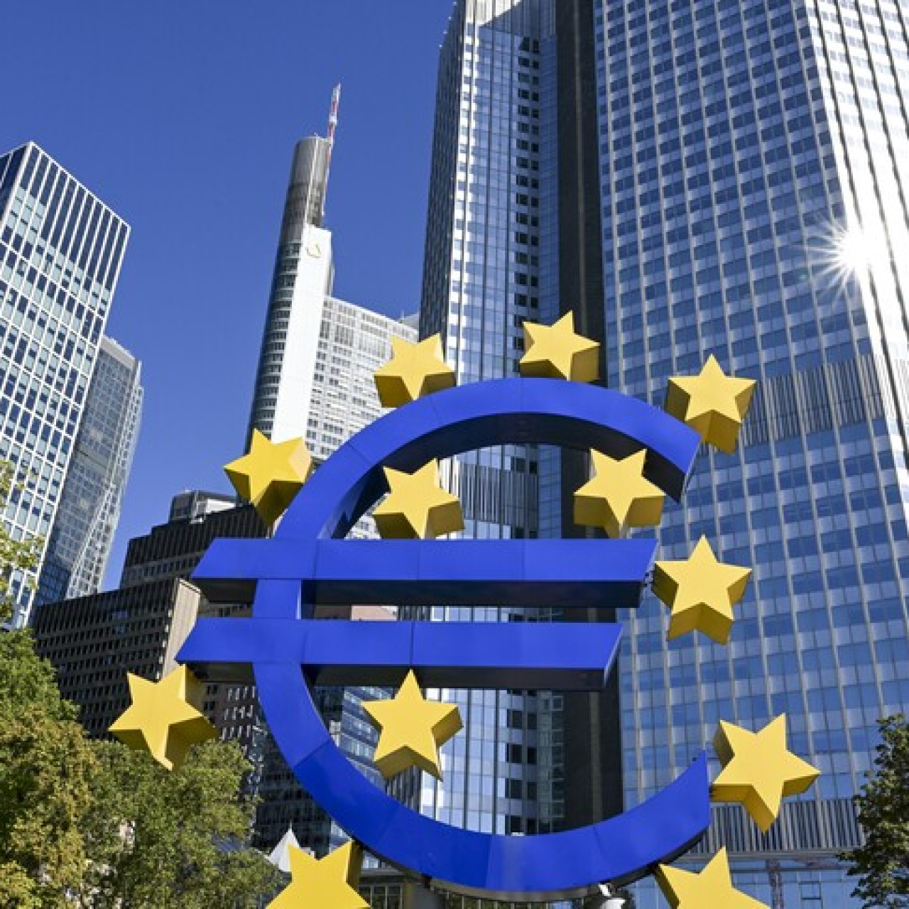 Euro Bölgesi'nde enflasyon beklentileri geriledi