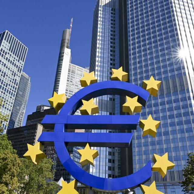 Euro Bölgesi'nde enflasyon beklentileri geriledi