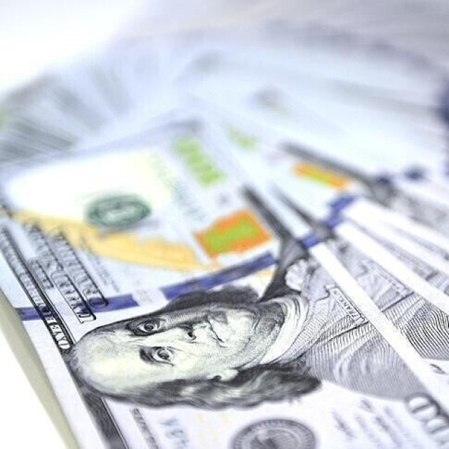 Dolar, yen karşısında 40 yılın en yüksek seviyesini gördü
