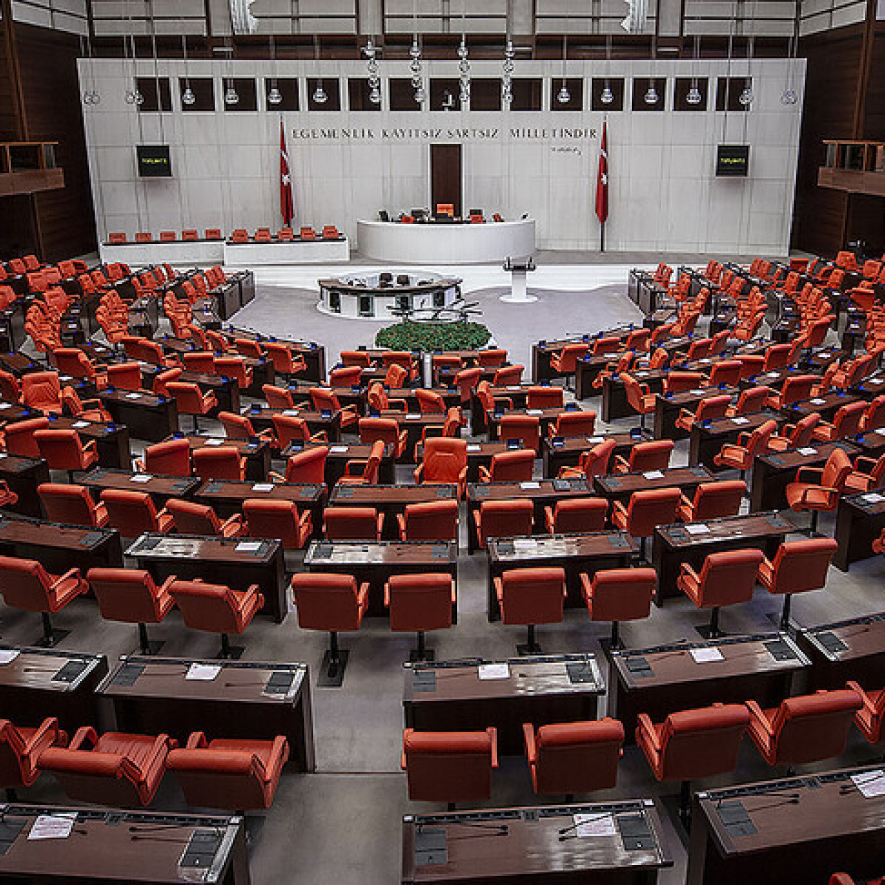 TBMM'de Milletvekili Dağılımında Değişim