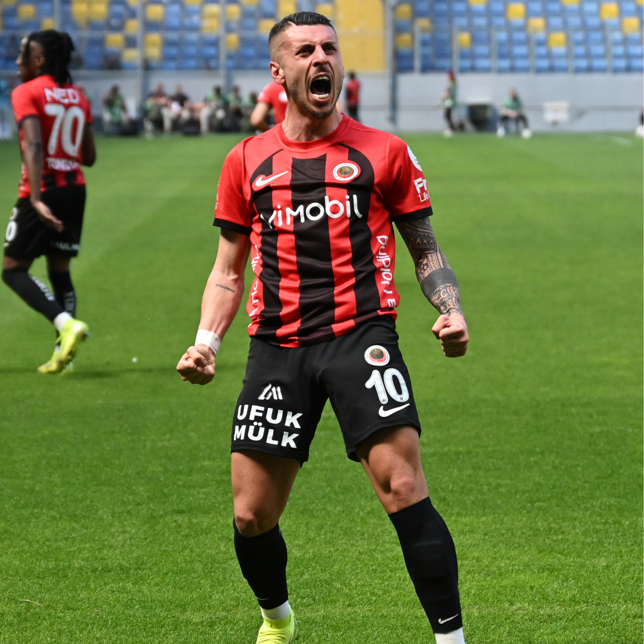 Trabzonspor'da transferde mutlu son!