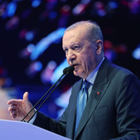 AK Parti kampa giriyor