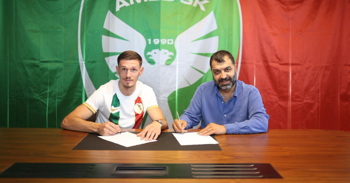 Amed'den çifte transfer: Bates ve Krasniqi