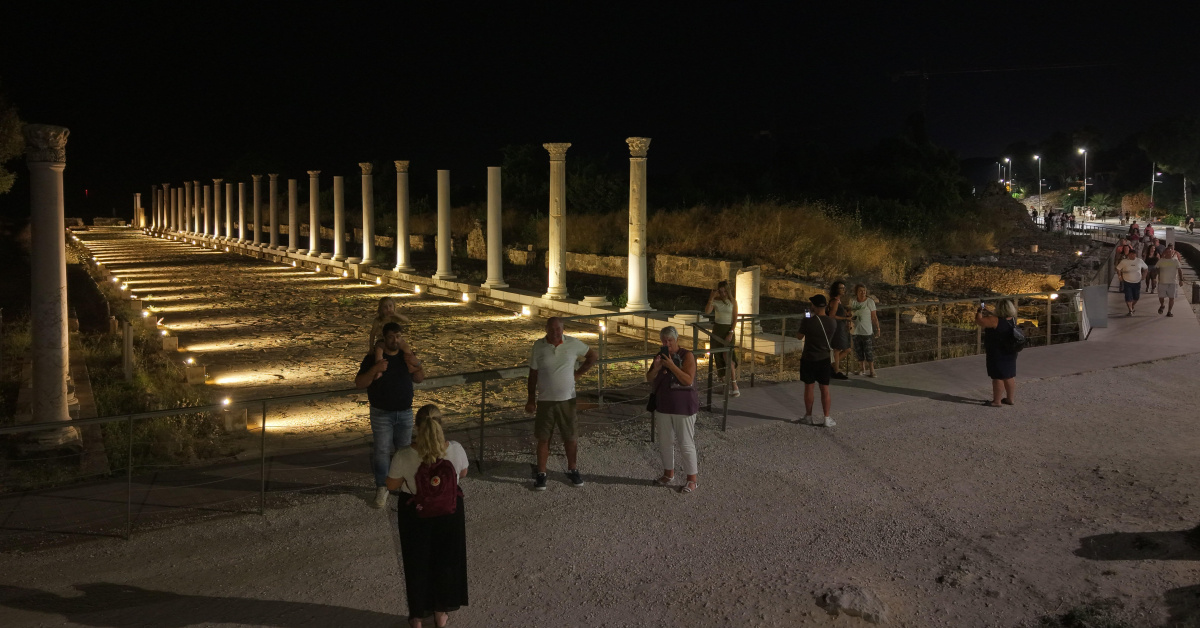 Modern ve antik yaşam bir arada
