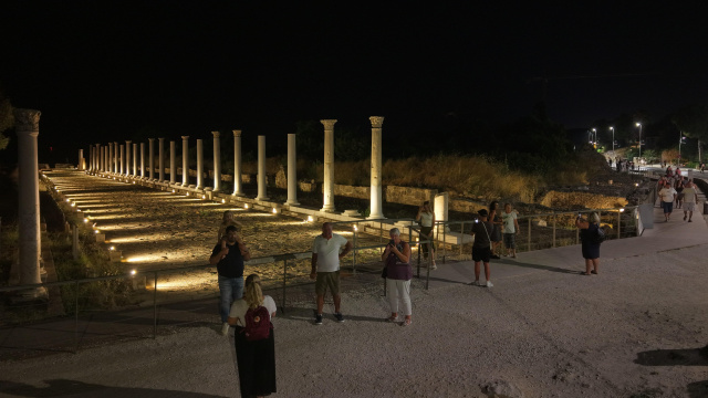 Modern ve antik yaşam bir arada
