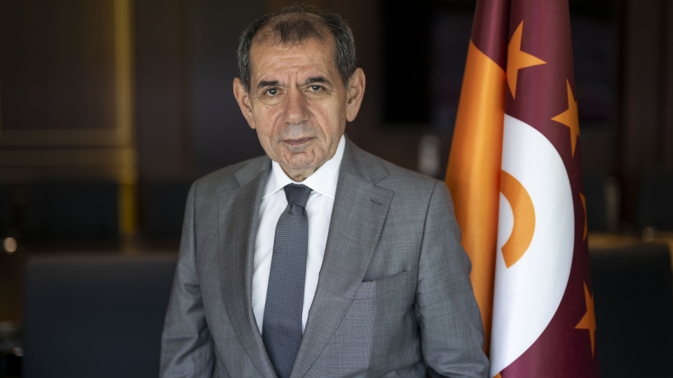 G.Saray'dan Dursun Özbek'e tam yetki!