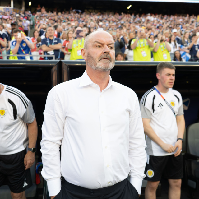 İskoçya'da Steve Clarke istifa etti!
