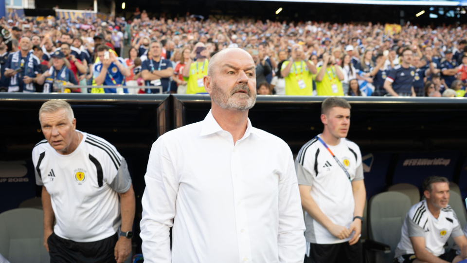 İskoçya'da Steve Clarke istifa etti!