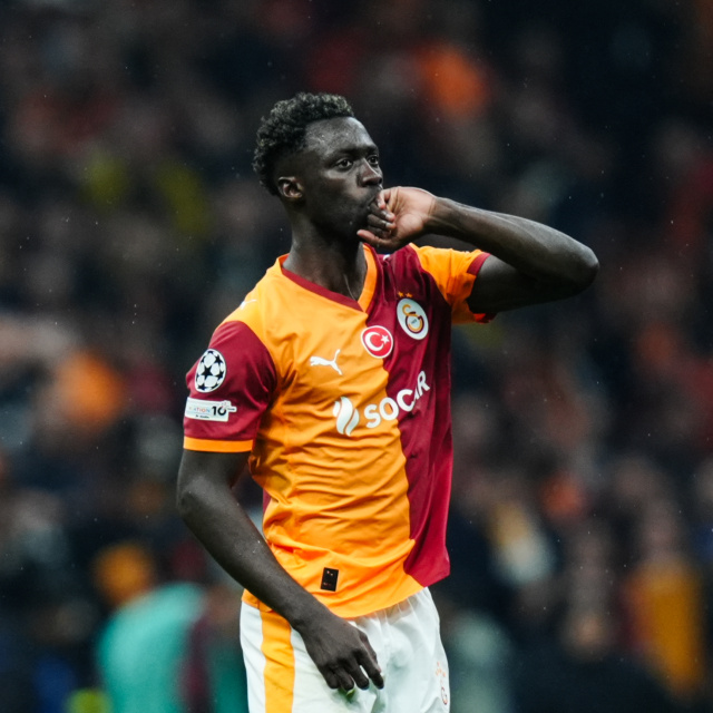 Como'nun Davinson Sanchez ısrarı!