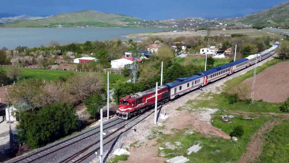 Ankara'dan Tatvan'a 1267 km'lik eşsiz rota