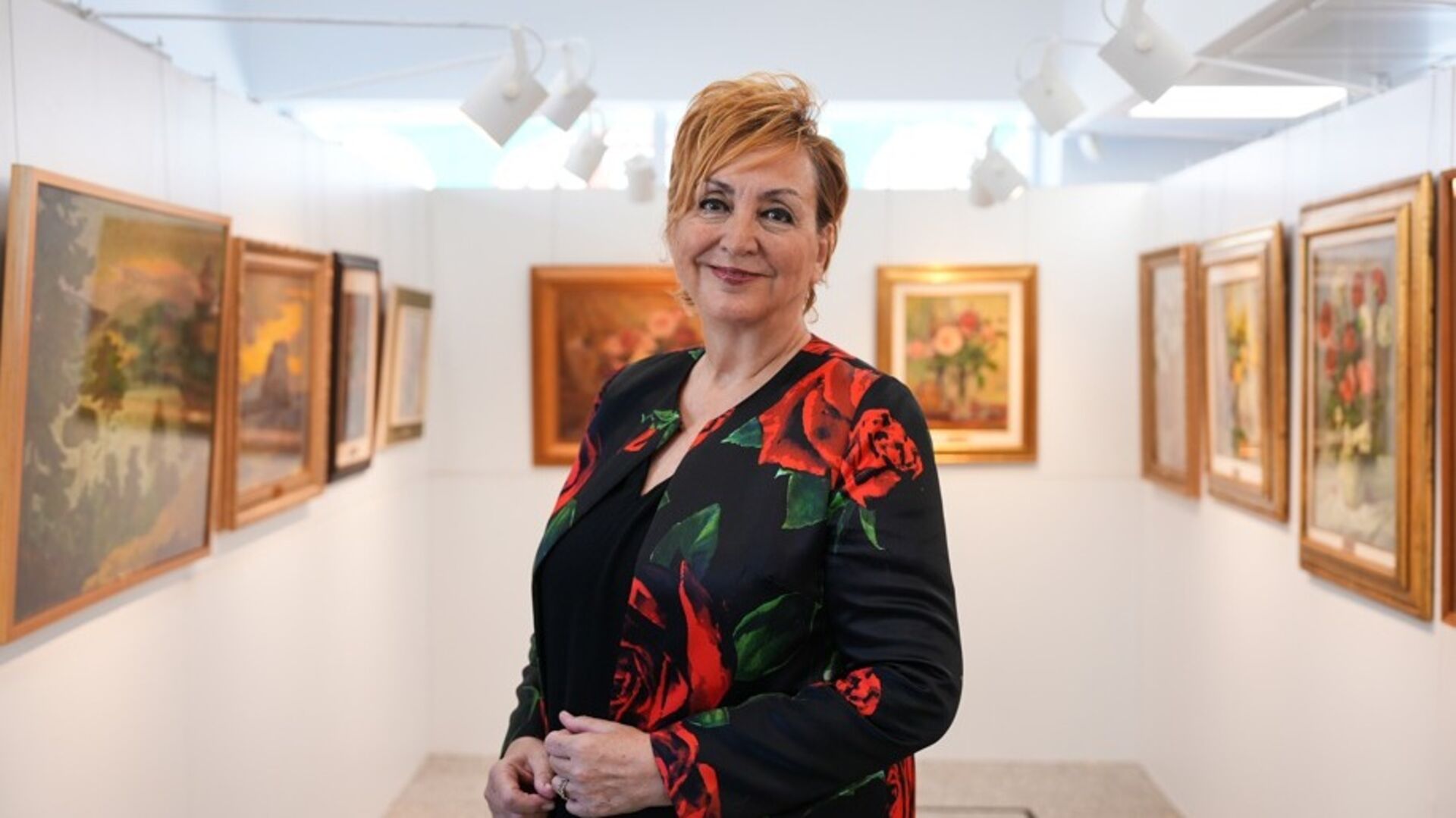 İş Sanat Anadolu Sergileri 'Gül Mevsimi' ile Eğirdir'de Sanatseverlerle Buluştu