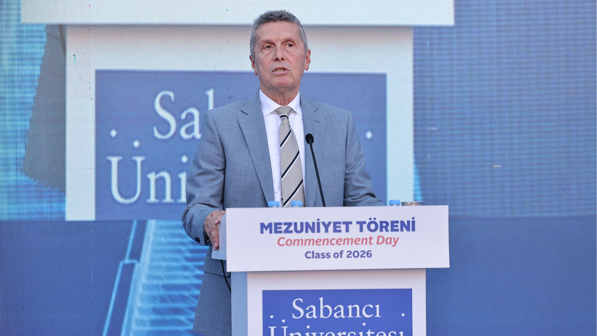 Sabancı Üniversitesi 2026 Mezunlarını Törenle Uğurladı