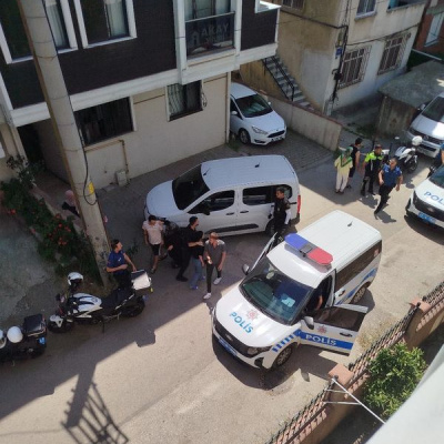 Başından vuruldu, arkadaşları gözaltında!