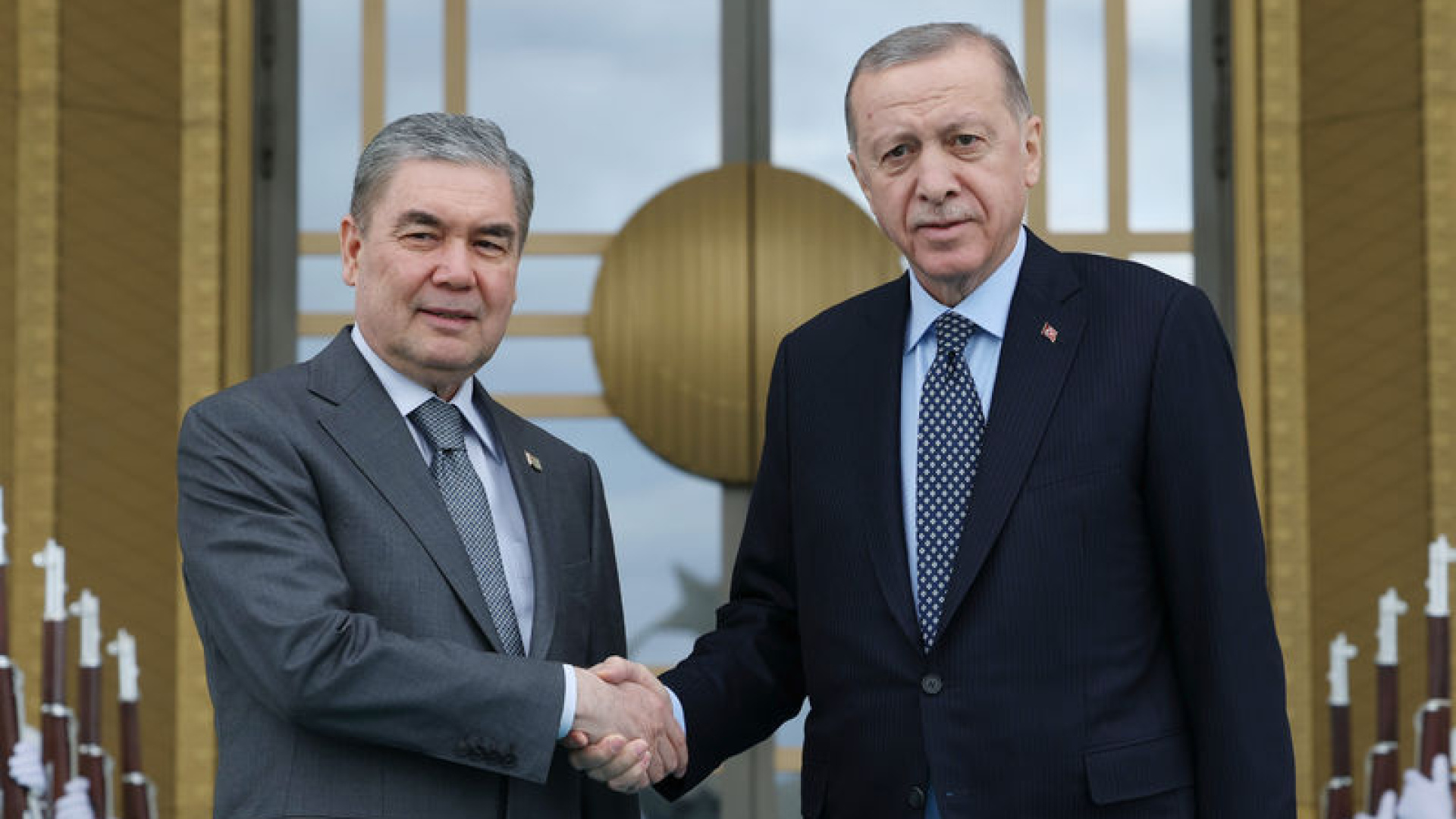 Erdoğan, Berdimuhamedov ile telefonda görüştü