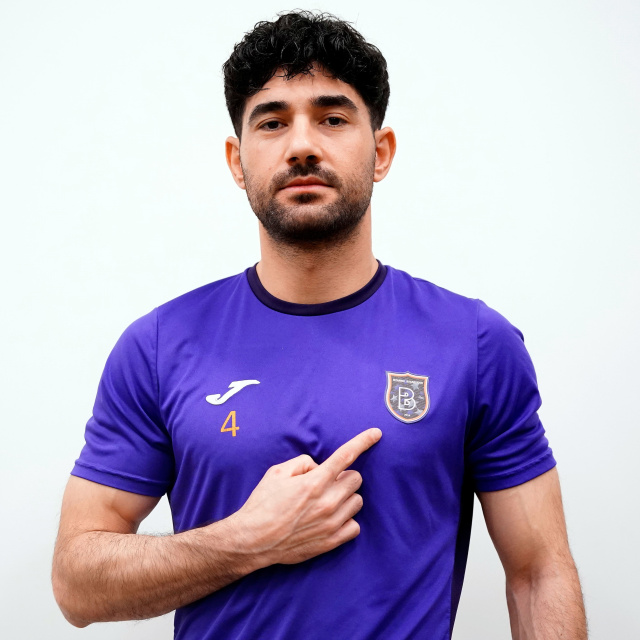 Onur Ergün, 1 yıl daha Başakşehir'de!