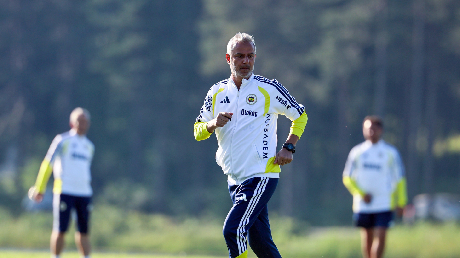 Fenerbahçe Günü Çift Antrenmanla Tamamladı