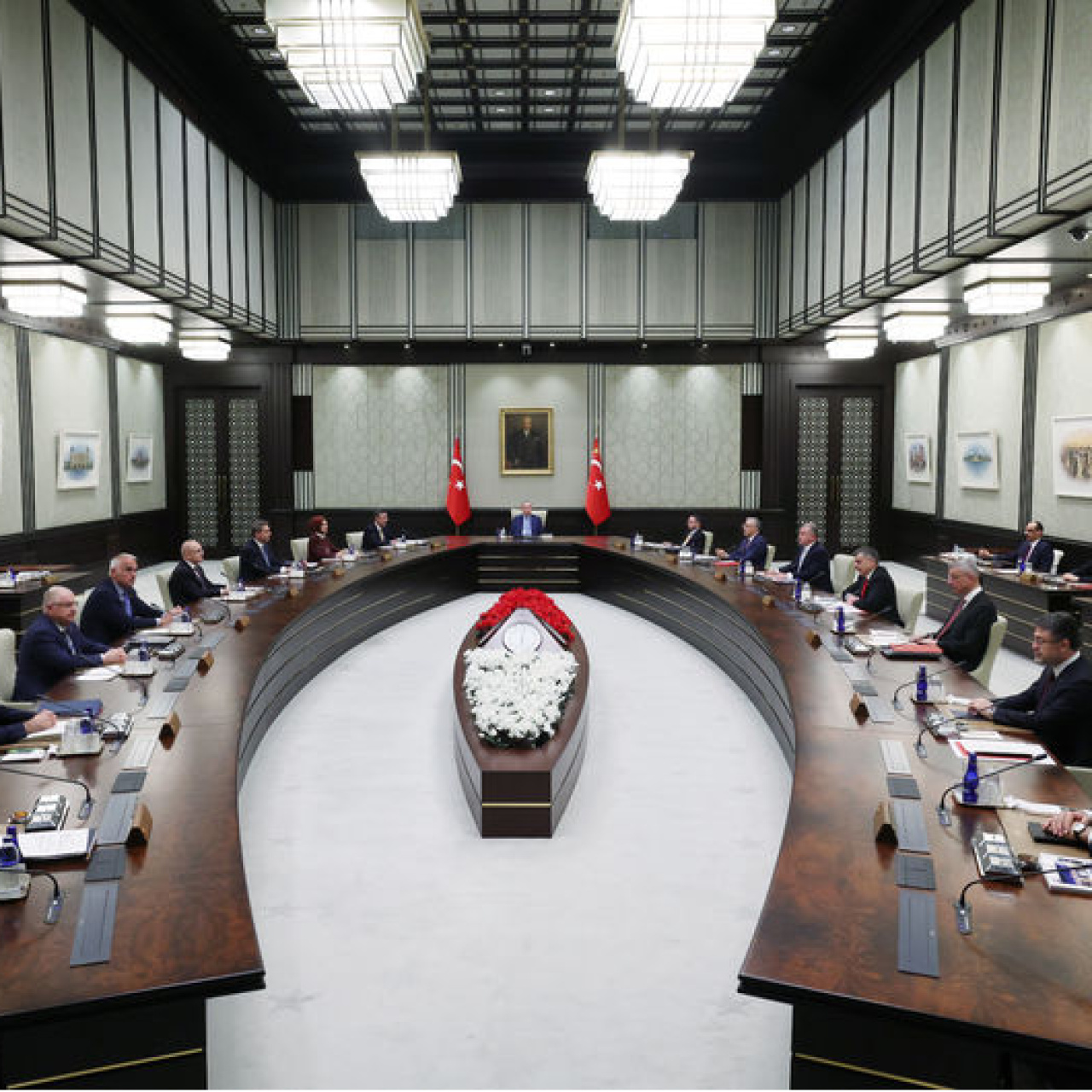 Kabine bugün toplanıyor