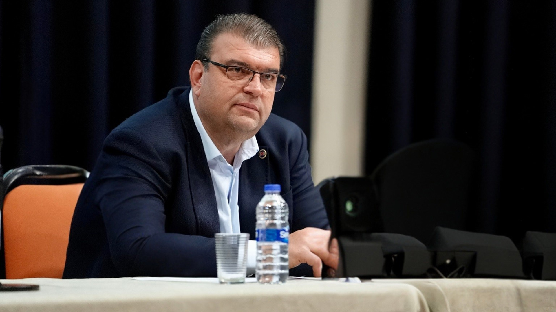 Seferihisar Belediye Başkanı İsmail Yetişkin Rüşvet Soruşturmasında Tutuklandı