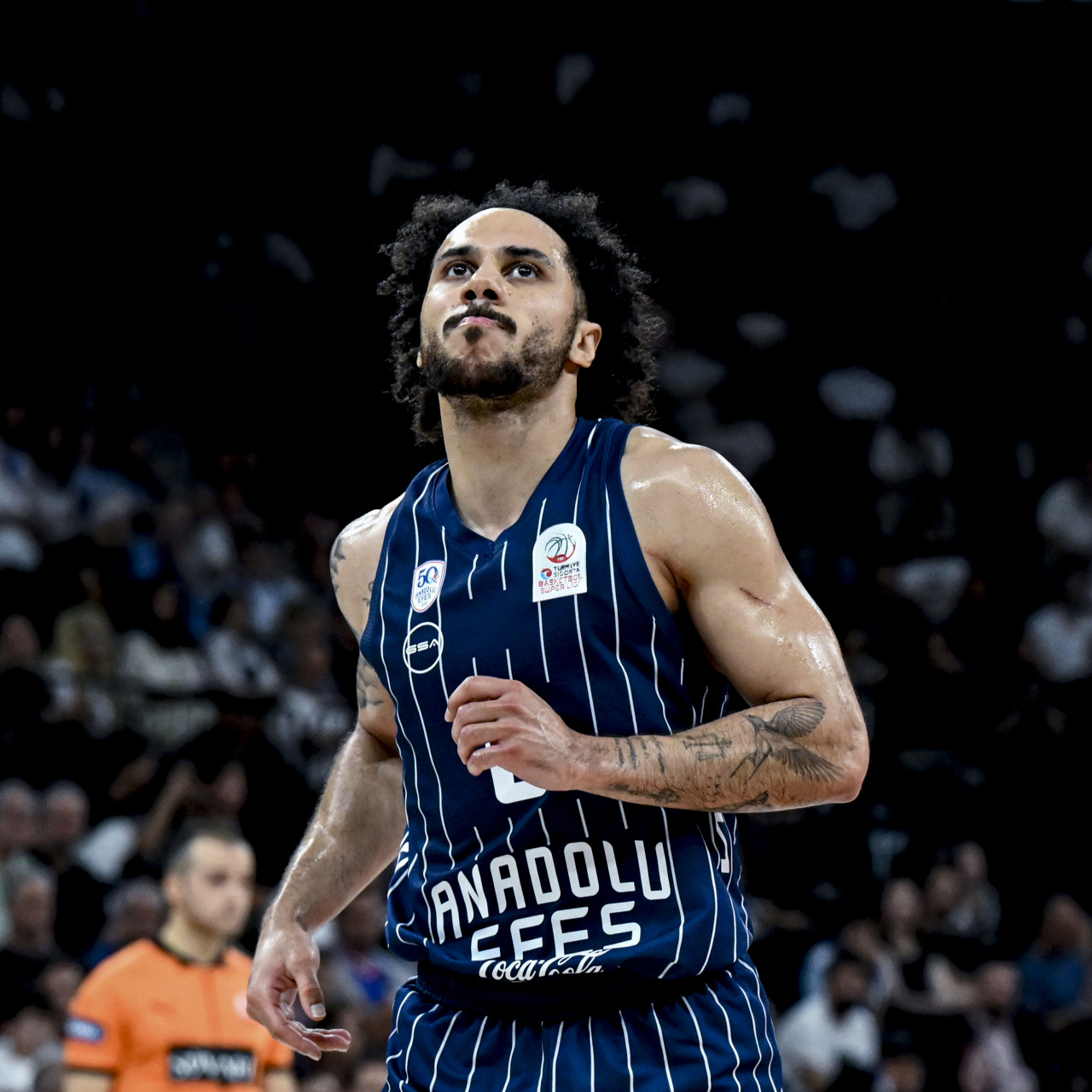 Anadolu Efes, Shane Larkin'e veda etti!