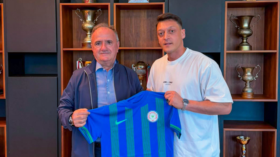 Ç.Rizespor'dan Mesut Özil'le iş birliği!