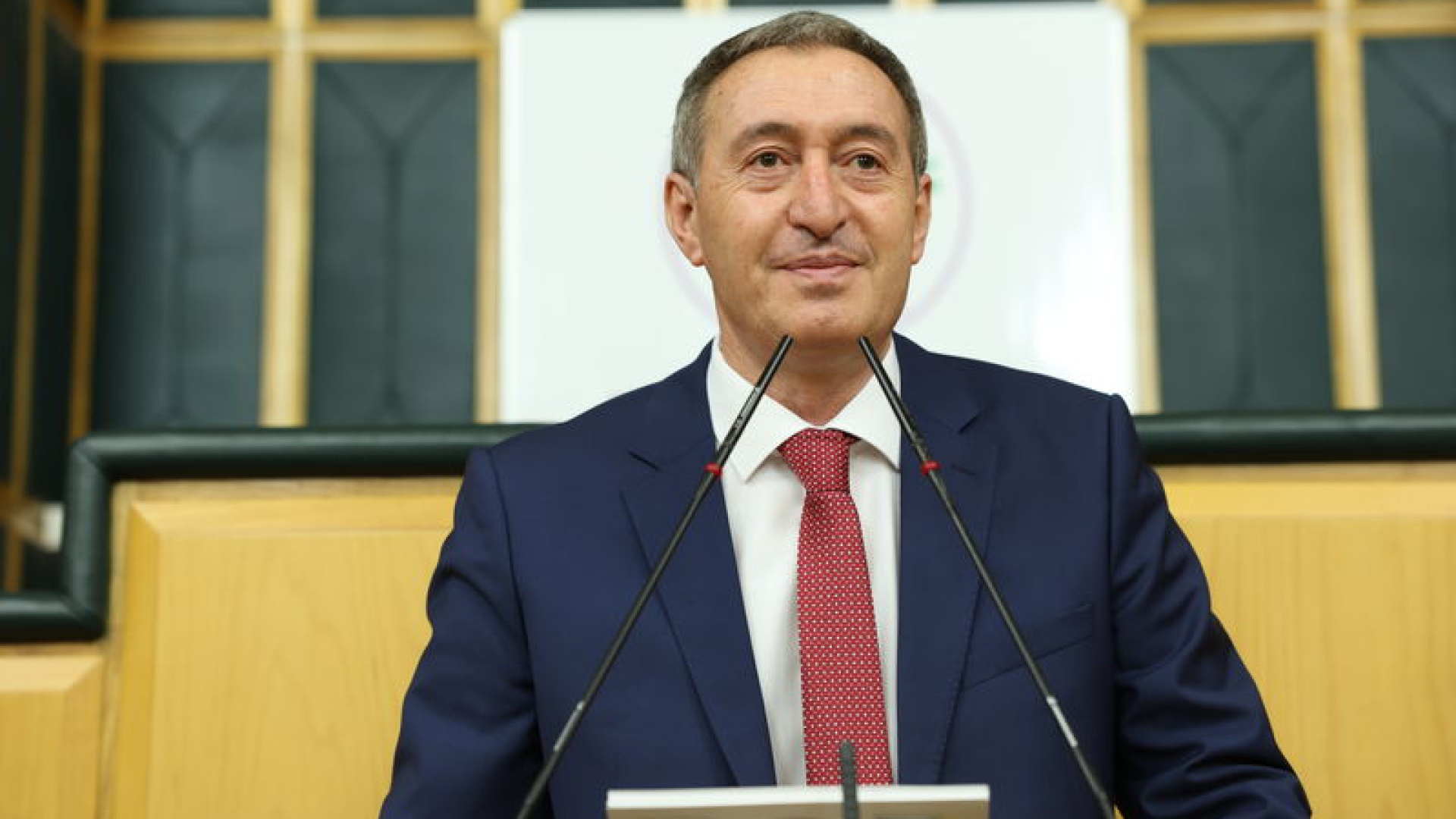 DEM Partili Bakırhan: Çerçeve yasa dar tutulmamalı, topluma güven vermeli