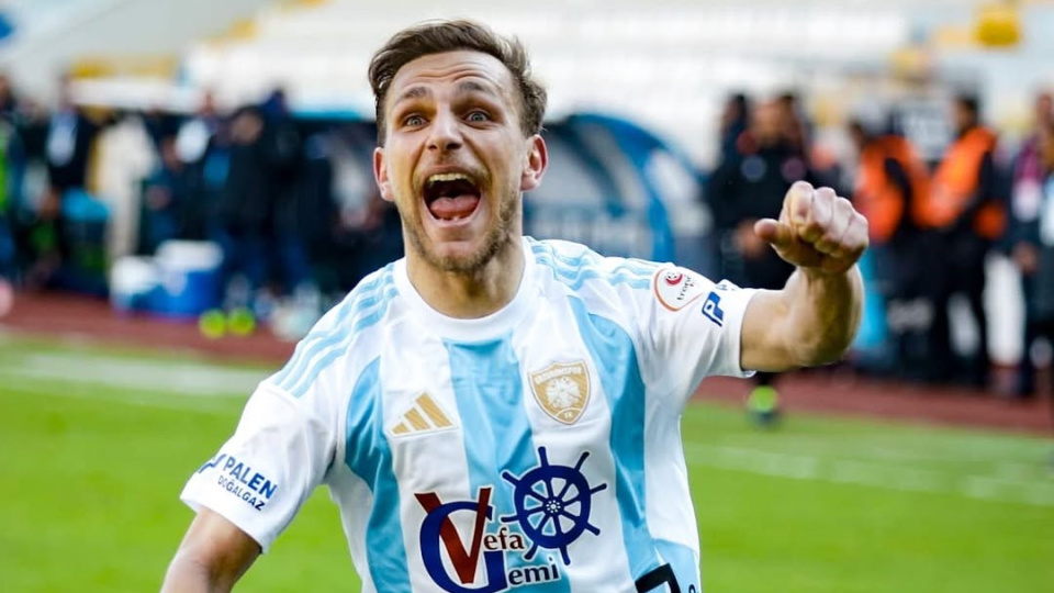 Erzurumspor FK'da iç transfer hareketliliği!